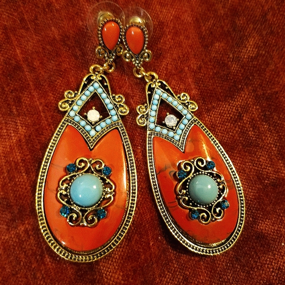 ⛰HOLD⛰Southwestern Inspired Necklace & Earring Set - Picture 2 of 6